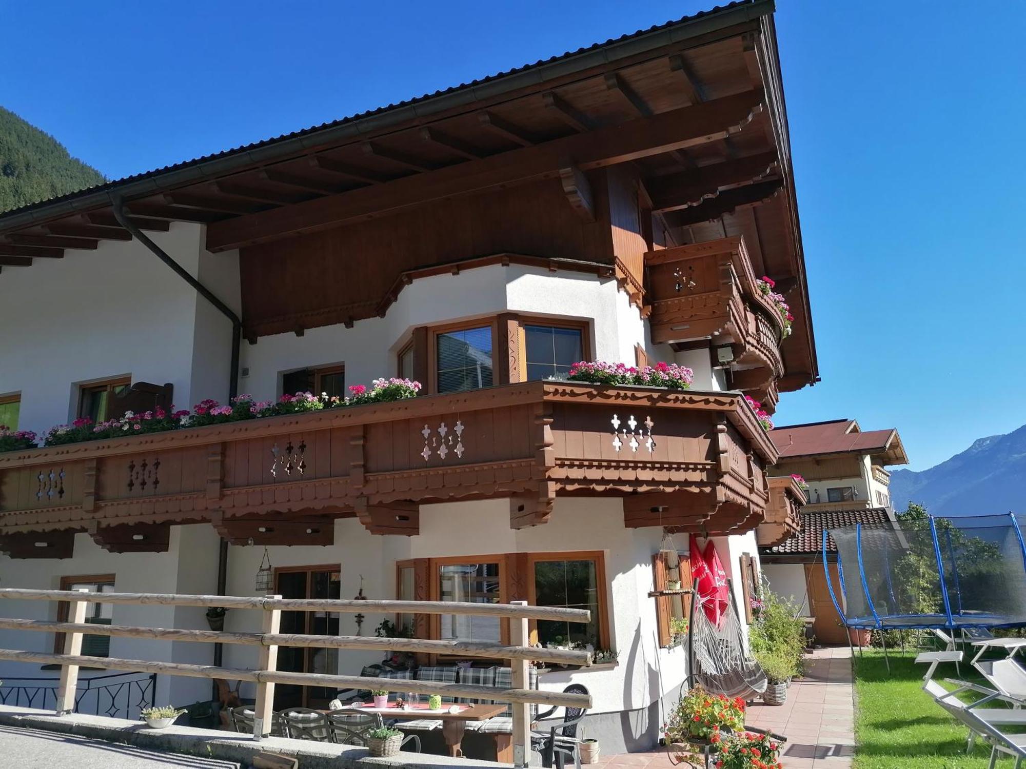 Zellerhof Lägenhet Finkenberg Exteriör bild