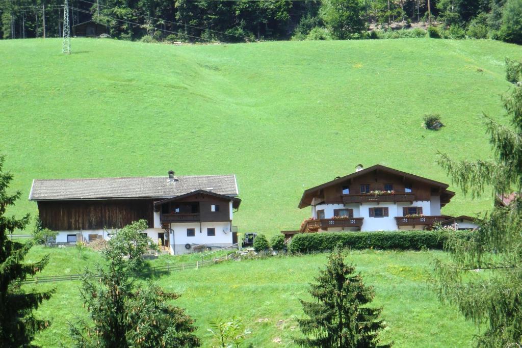 Zellerhof Lägenhet Finkenberg Exteriör bild