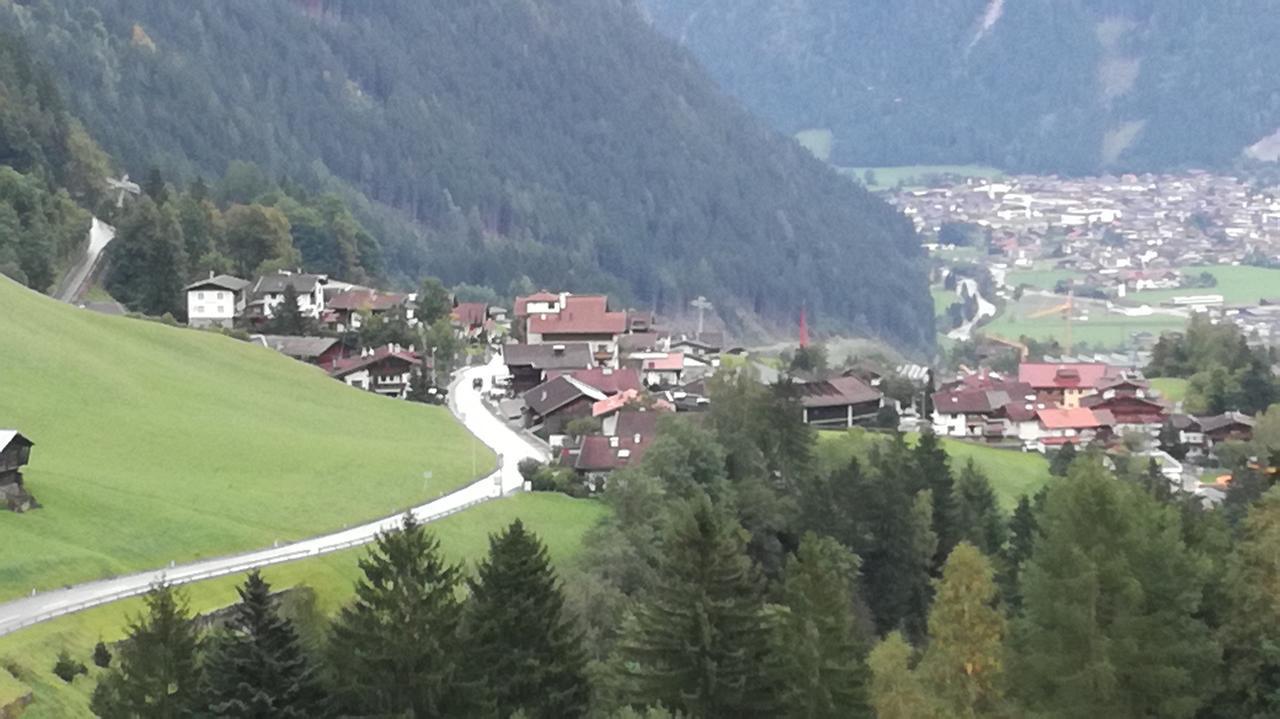 Zellerhof Lägenhet Finkenberg Exteriör bild
